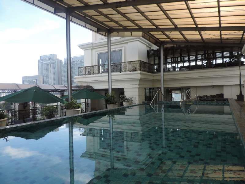 Pangsapuri Roosseno Plaza Serviced *
