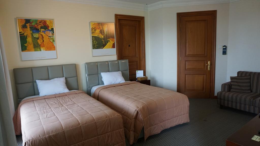 Roosseno Plaza Serviced Pangsapuri Jakarta